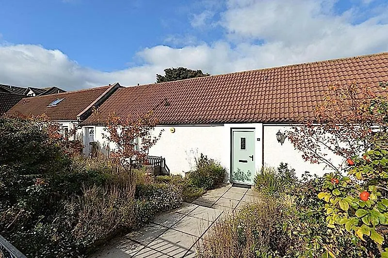 3 Bed Charming Cottage For Share ,Private Double Room , Fast Fibre Optik Int, Free Parking, Garden Edinburgh