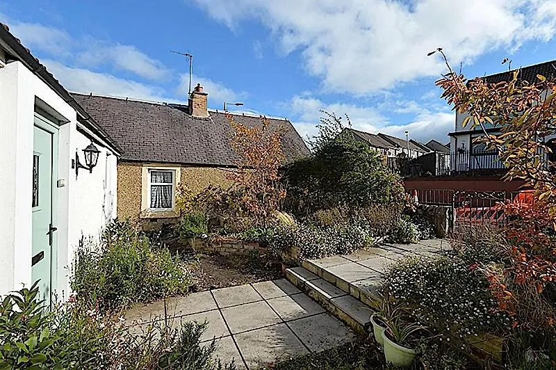 3 Bed Charming Cottage For Share ,Private Double Room , Fast Fibre Optik Int, Free Parking, Garden Edynburg 0*,