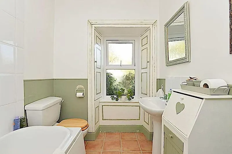3 Bed Charming Cottage For Share ,Private Double Room , Fast Fibre Optik Int, Free Parking, Garden Edynburg 0*,  Wielka Brytania